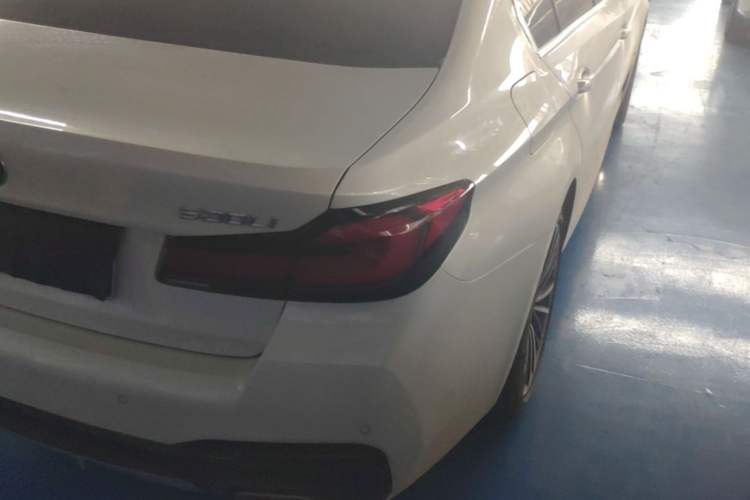 Used BMW 5 Series 2023 530Li Leading Model M Sport Package Right Rear Taillight