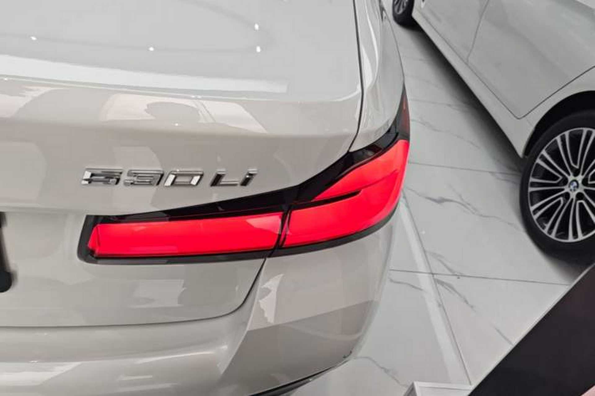 Used BMW 5 Series 2023 530Li Leading Model M Sport Package Right Rear Taillight