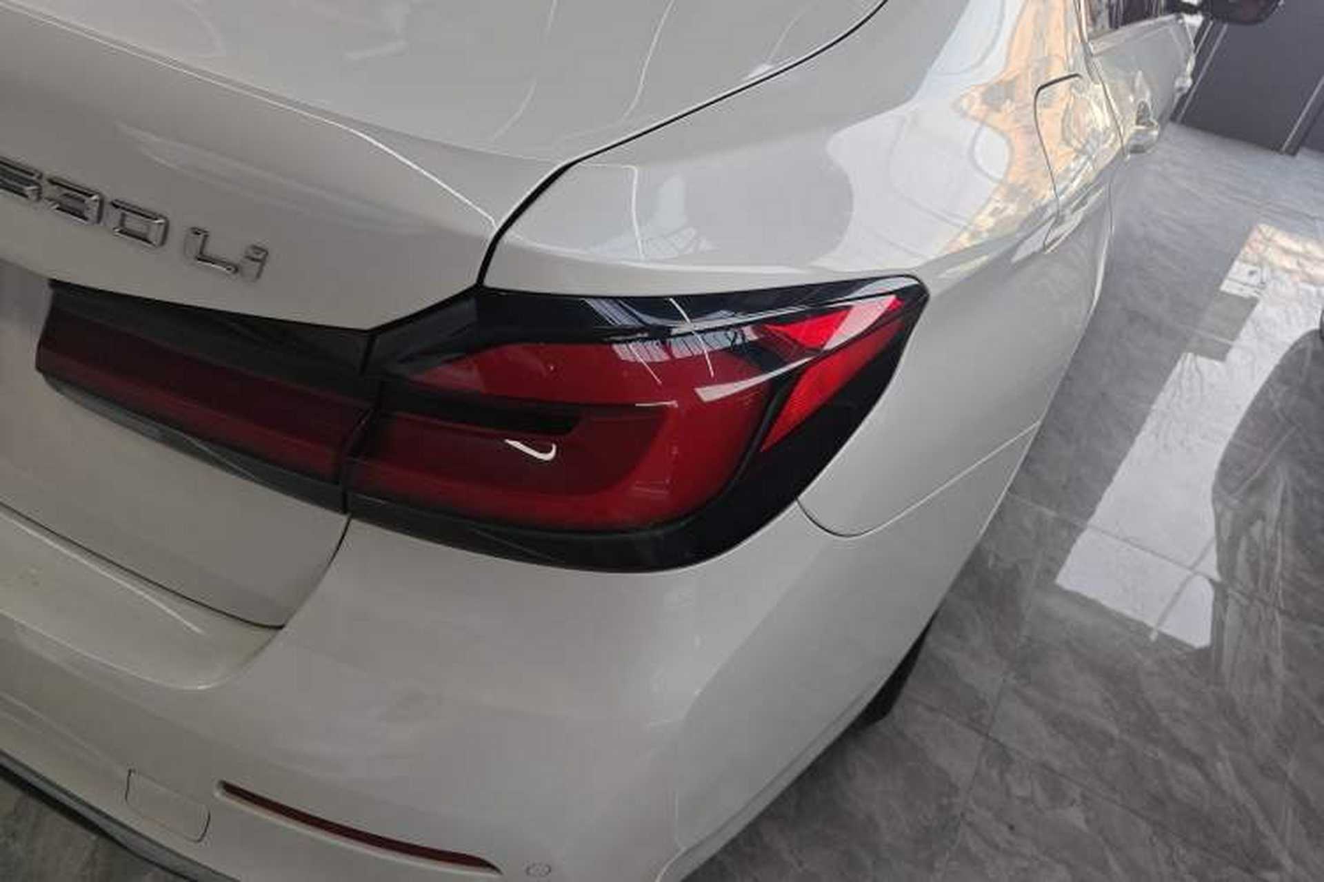 Used BMW 5 Series 2023 530Li Leading Edition Luxury Package Right Rear Taillight