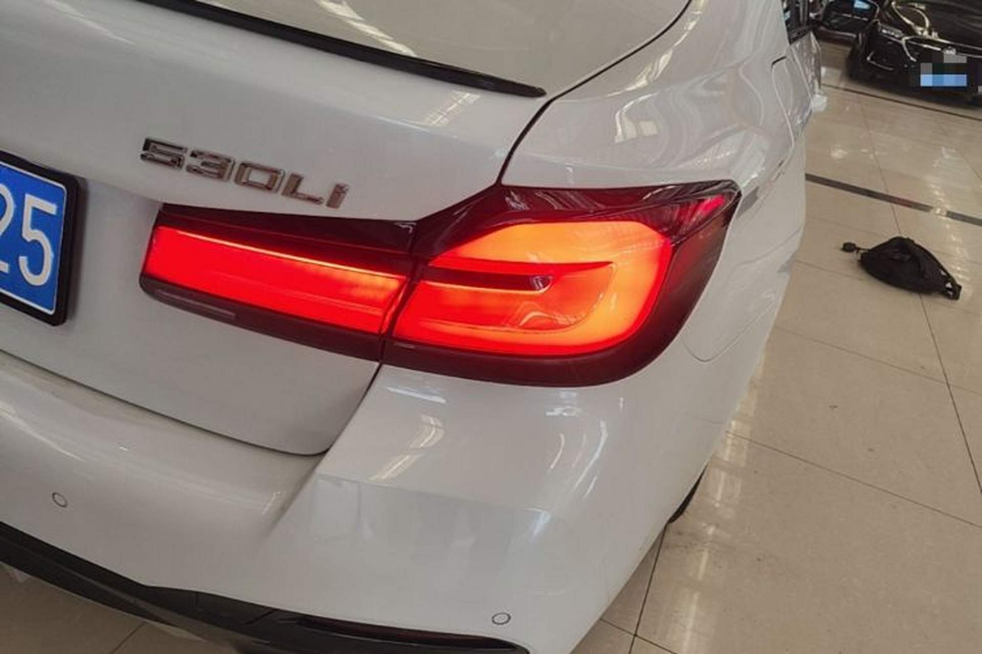 Used BMW 5 Series 2023 530Li xDrive M Sport Package Right Rear Taillight