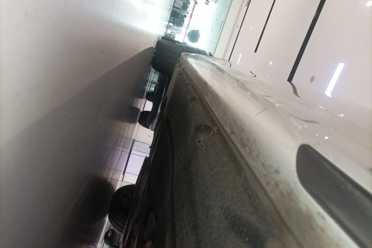 Used BMW 5 Series 2023 530Li Leading Model M Sport Package Right Side Sill