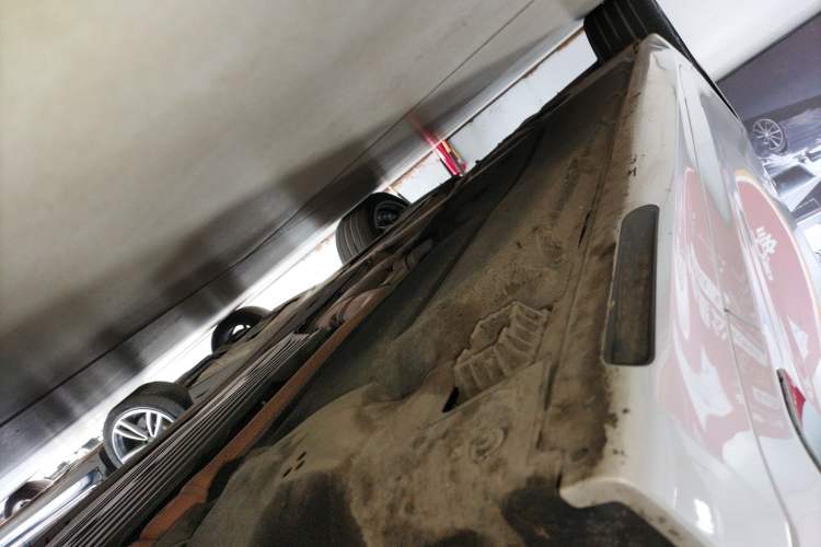 Used BMW 5 Series 2023 530Li Leading Model M Sport Package Right Side Sill