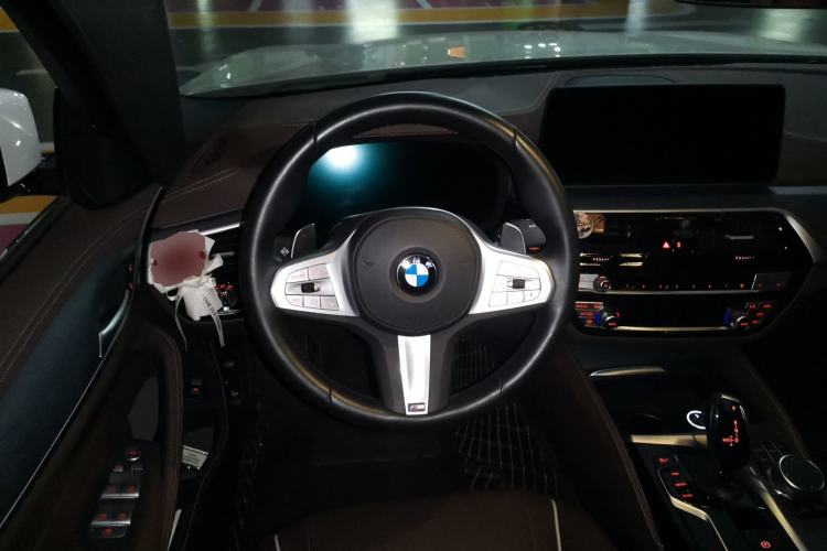 Used BMW 5 Series 2023 Restyled 530Li Leading Edition M Sport Package Steering Wheel