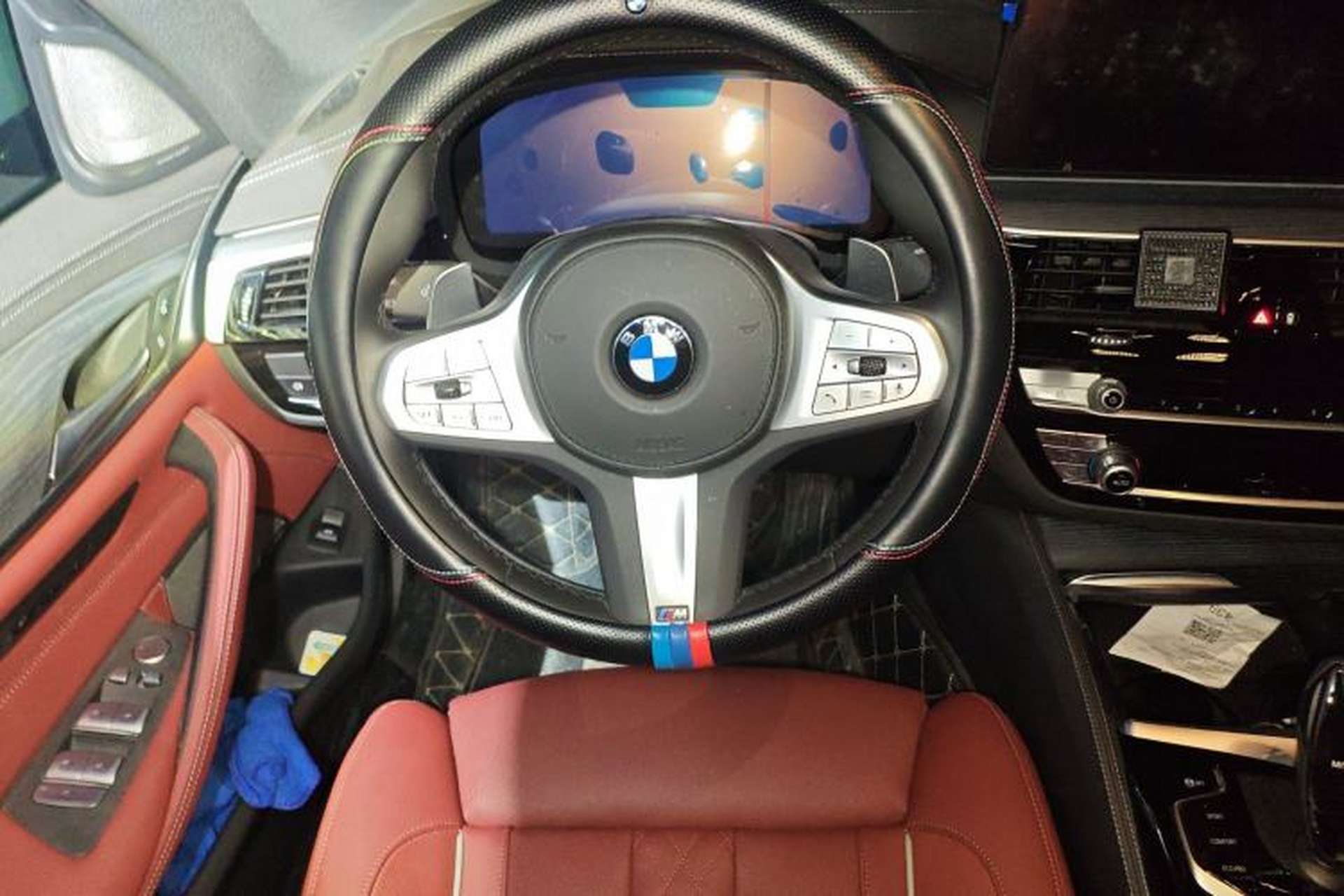 Used BMW 5 Series 2023 530Li Luxury Edition M Sport Package Steering Wheel