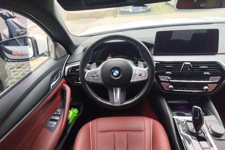 Used BMW 5 Series 2023 530Li Leading Model M Sport Package Steering Wheel