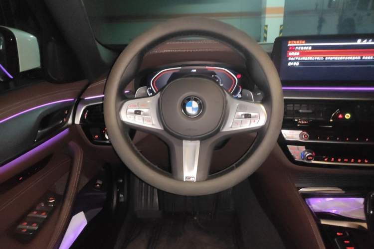 Used BMW 5 Series 2023 530Li Leading Model M Sport Package Steering Wheel