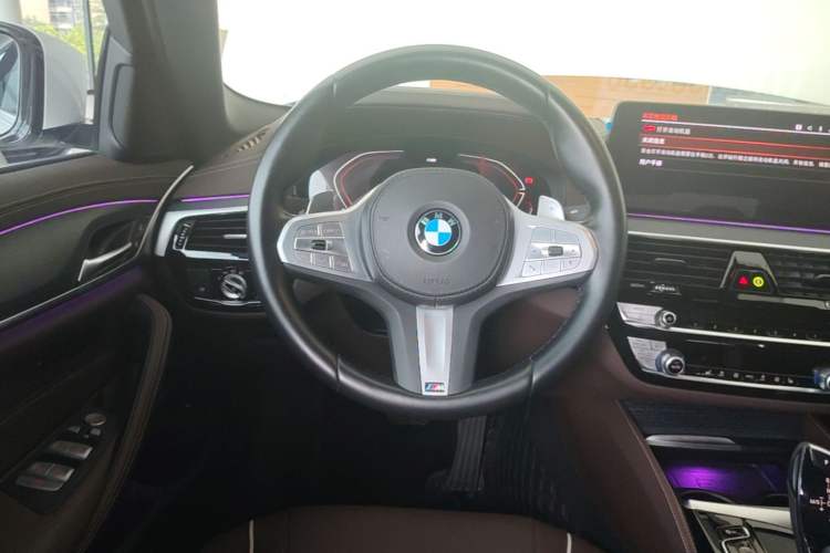 Used BMW 5 Series 2023 530Li Leading Model M Sport Package Steering Wheel