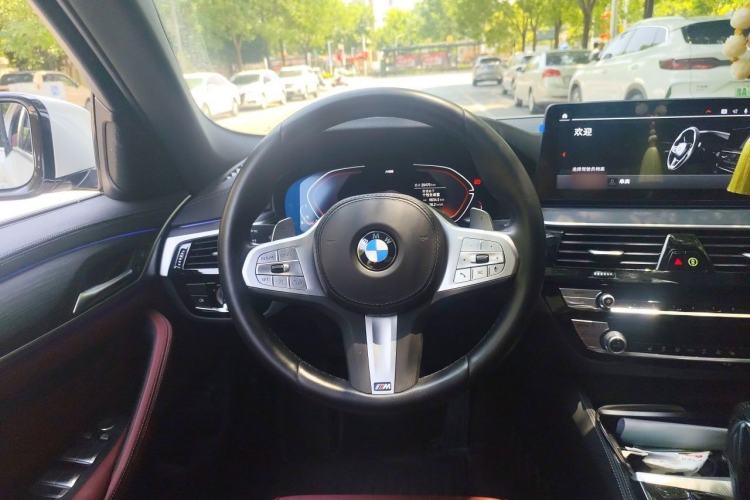 Used BMW 5 Series 2023 530Li Leading Model M Sport Package Steering Wheel