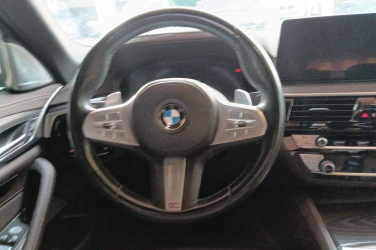 Used BMW 5 Series 2023 Restyled 530Li Luxury Edition M Sport Package Steering Wheel