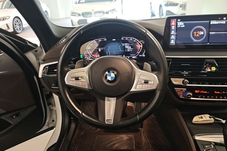 Used BMW 5 Series 2023 530Li Leading Model M Sport Package Steering Wheel