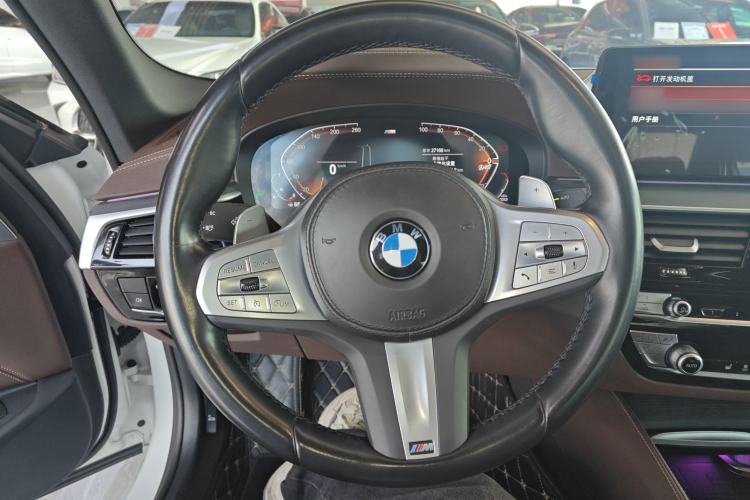 Used BMW 5 Series 2023 Restyled 530Li Leading Edition M Sport Package Steering Wheel