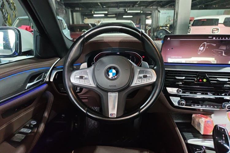 Used BMW 5 Series 2023 530Li Leading Model M Sport Package Steering Wheel