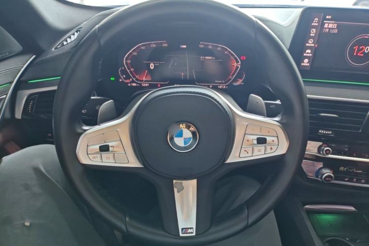 Used BMW 5 Series 2023 530Li Leading Model M Sport Package Steering Wheel