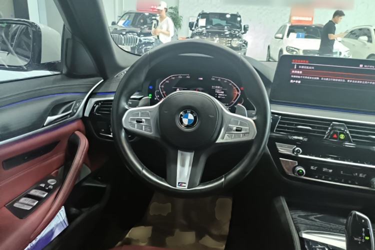 Used BMW 5 Series 2023 530Li Leading Model M Sport Package Steering Wheel