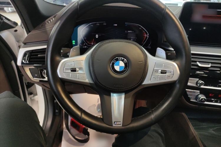 Used BMW 5 Series 2023 530Li Leading Model M Sport Package Steering Wheel