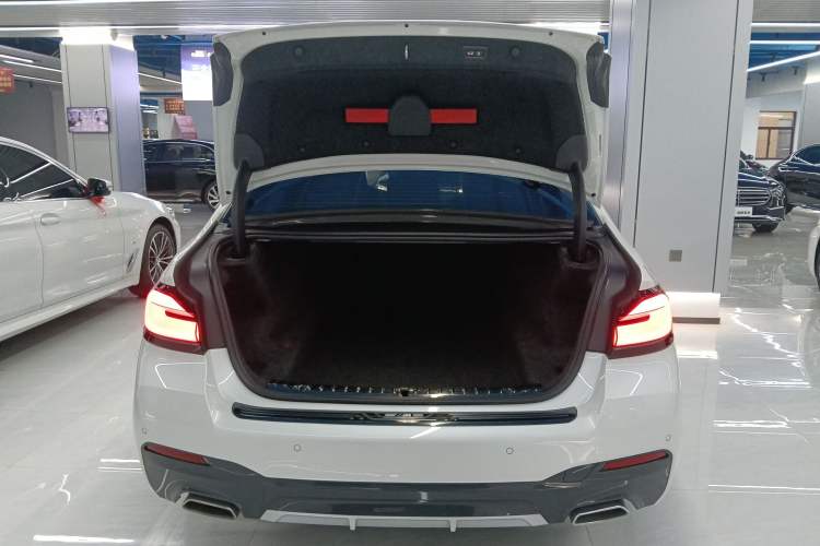 Used BMW 5 Series 2023 530Li Leading Model M Sport Package Trunk