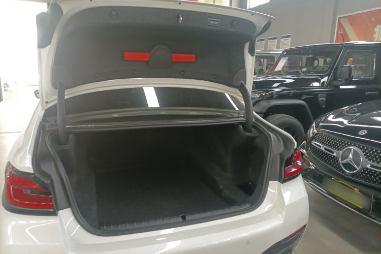 Used BMW 5 Series 2023 530Li Leading Model M Sport Package Trunk