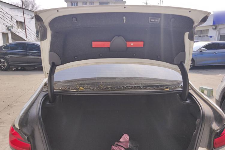 Used BMW 5 Series 2023 Restyled 530Li Leading Edition M Sport Package Trunk