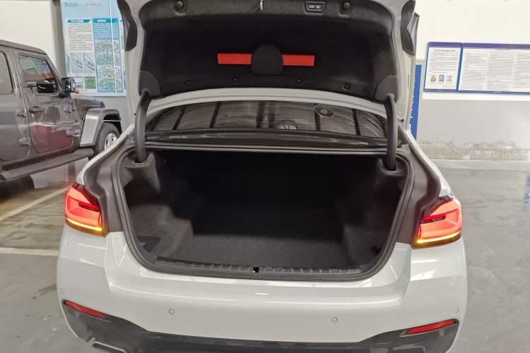 Used BMW 5 Series 2023 530Li Leading Model M Sport Package Trunk