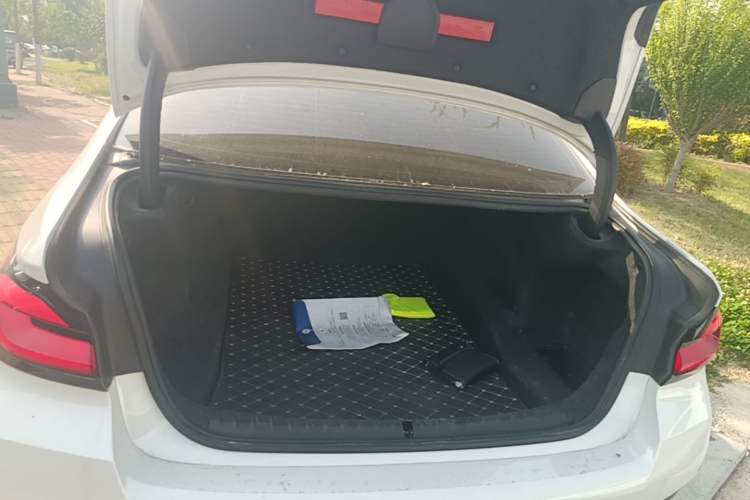 Used BMW 5 Series 2023 530Li Leading Model M Sport Package Trunk