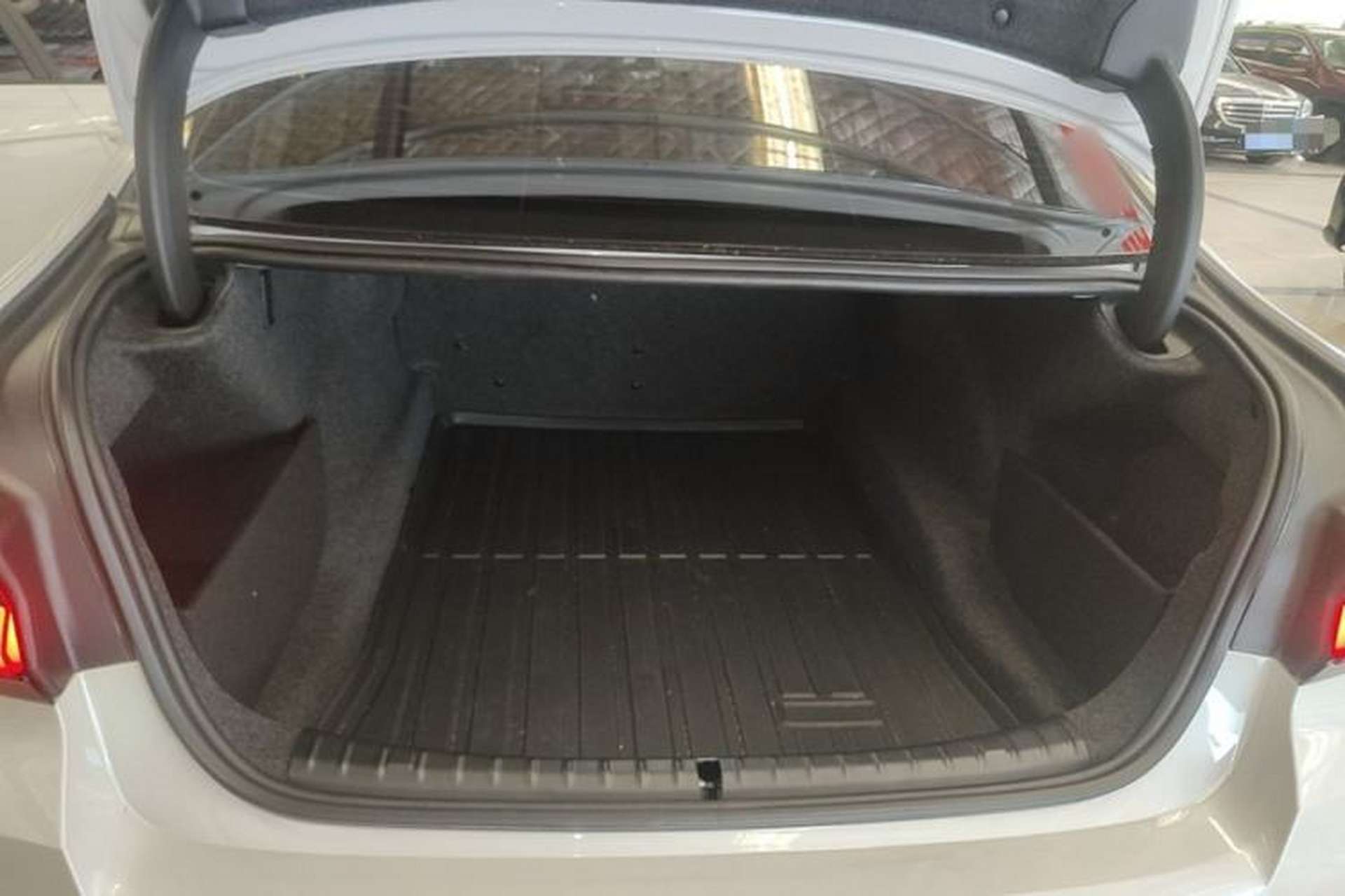 Used BMW 5 Series 2023 530Li xDrive M Sport Package Trunk