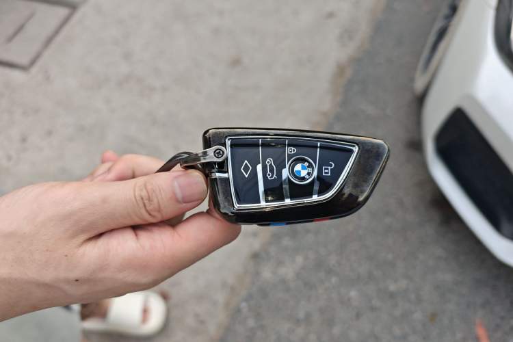 Used BMW 5 Series 2023 530Li Leading Model M Sport Package Vehicle Key