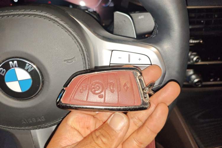 Used BMW 5 Series 2023 530Li Leading Model M Sport Package Vehicle Key