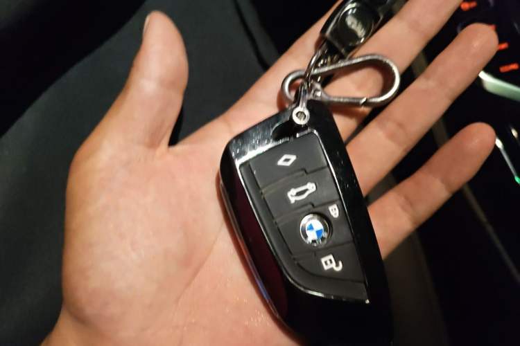 Used BMW 5 Series 2023 530Li Leading Model M Sport Package Vehicle Key