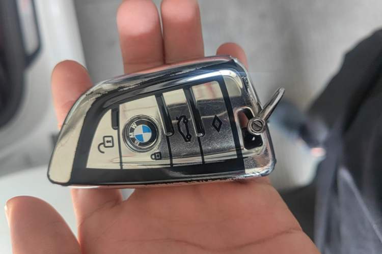 Used BMW 5 Series 2023 530Li Leading Edition Luxury Package Vehicle Key