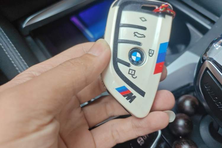 Used BMW 5 Series 2023 530Li Leading Model M Sport Package Vehicle Key