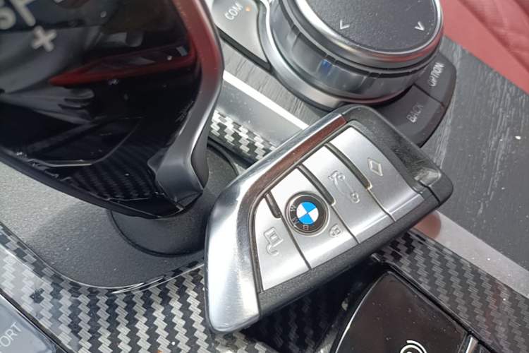 Used BMW 5 Series 2023 530Li Leading Model M Sport Package Vehicle Key