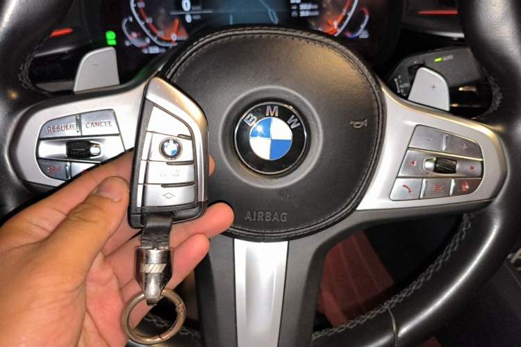Used BMW 5 Series 2023 530Li Leading Model M Sport Package Vehicle Key