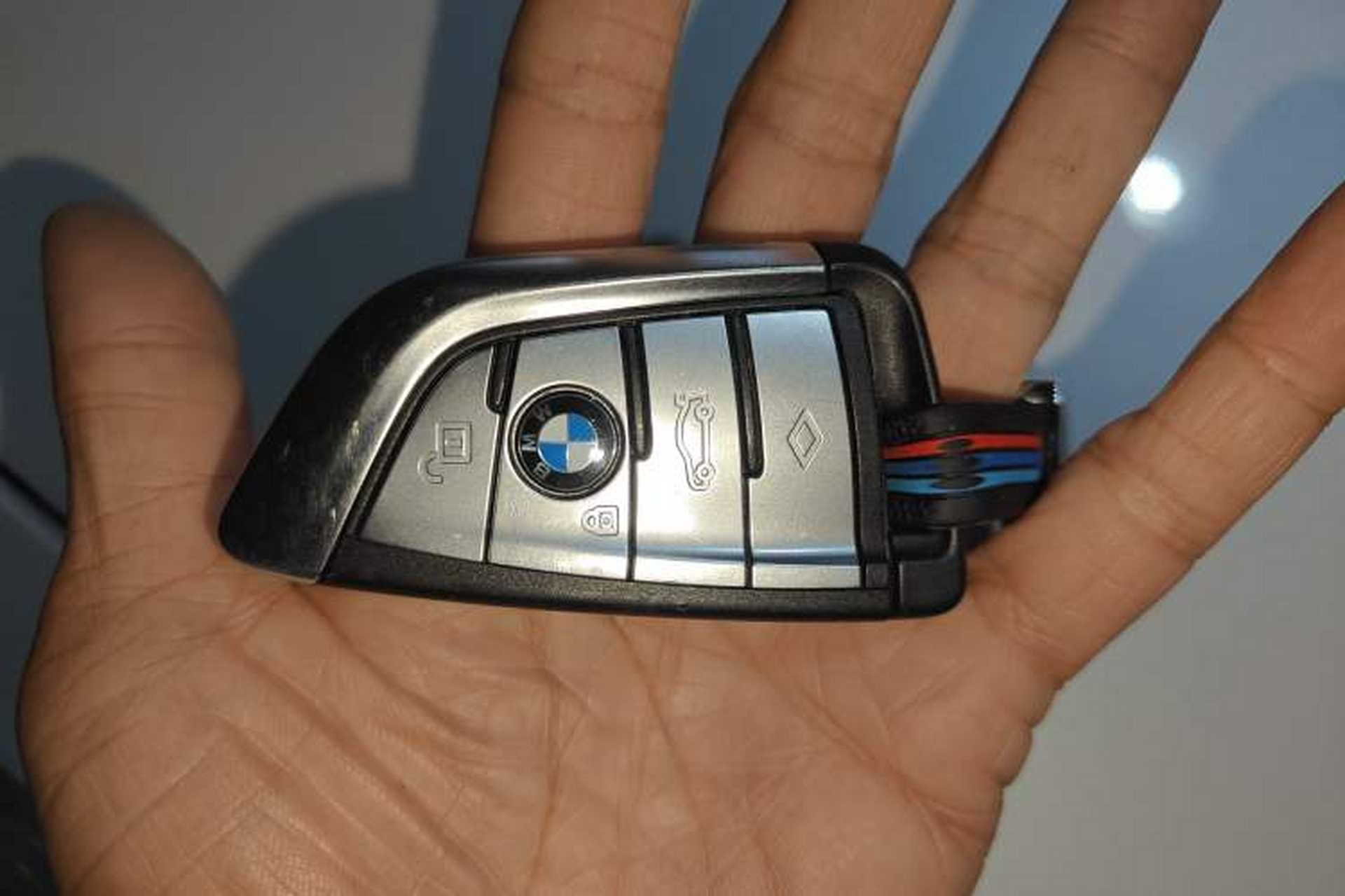 Used BMW 5 Series 2023 530Li Leading Edition Luxury Package Vehicle Key