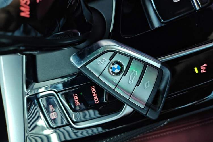 Used BMW 5 Series 2023 530Li Leading Model M Sport Package Vehicle Key