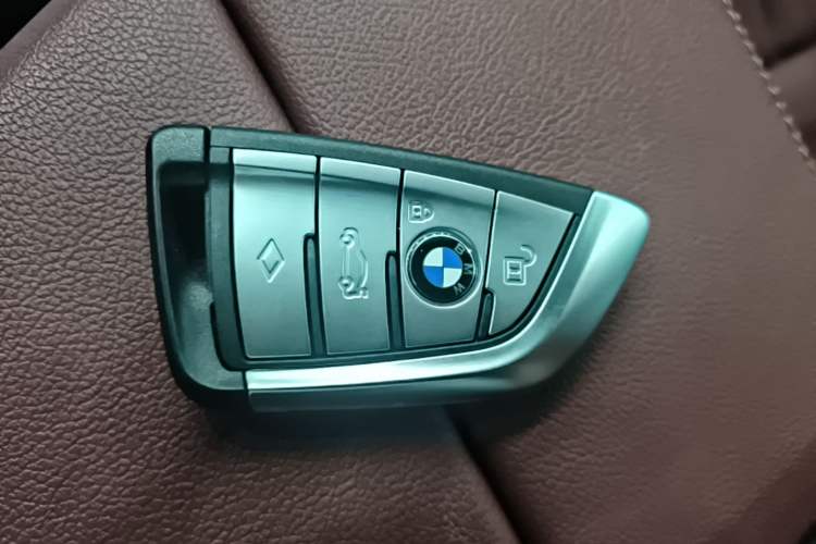 Used BMW 5 Series 2023 530Li Leading Model M Sport Package Vehicle Key