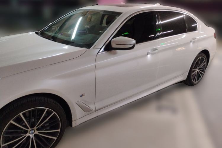 Used BMW 5 Series 2023 530Li Leading Model M Sport Package Guazi used car, China used car export, Used car for sale, Used  cars, Cheapest cars for sale