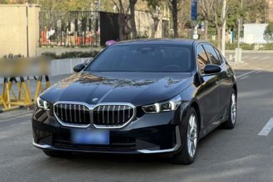 Used BMW 5 Series 2024 525Li Luxury Package