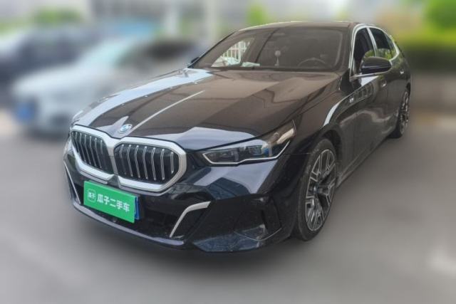 Used BMW 5 Series 2024 530Li Luxury Edition M Sport Package