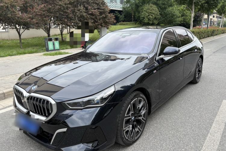 Used BMW 5 Series 2024 530Li Luxury Edition M Sport Package Guazi used car, China used car export, Used car for sale, Used cars, Cheapest cars for sale