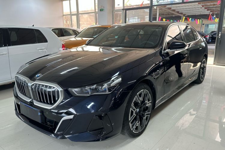 Used BMW 5 Series 2024 530Li Luxury Edition M Sport Package Guazi used car, China used car export, Used car for sale, Used  cars, Cheapest cars for sale