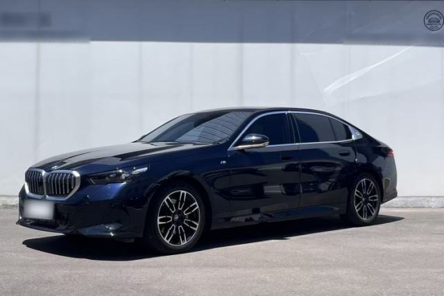 Used BMW 5 Series 2024 530Li Leading Model M Sport Package