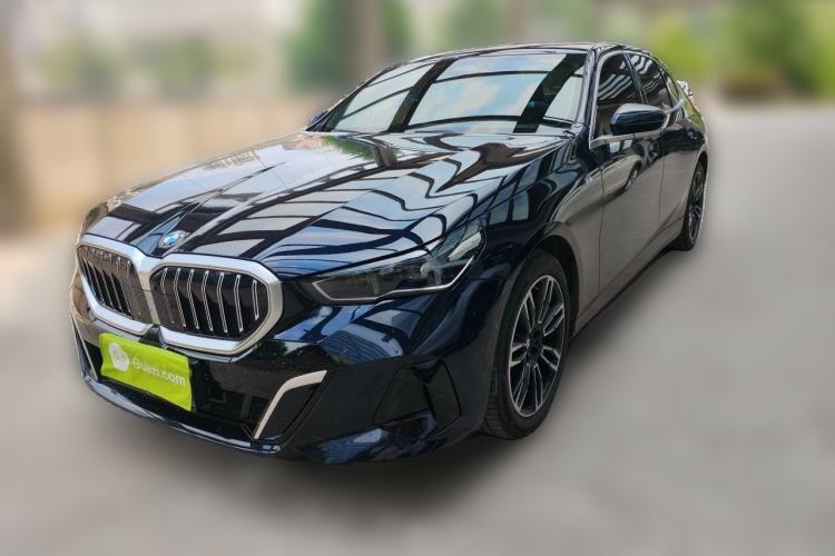 Used BMW 5 Series 2024 530Li Leading Model M Sport Package Guazi used car, China used car export, Used car for sale, Used cars, Cheapest cars for sale