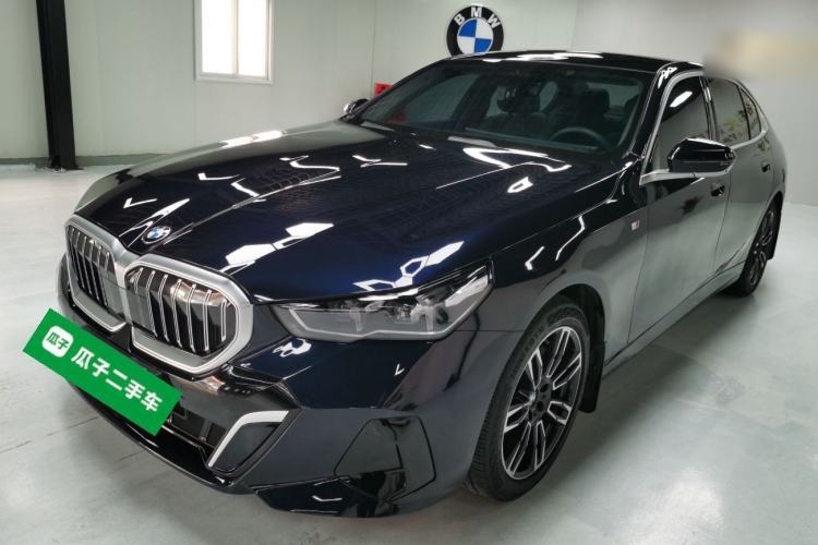Ojetý BMW 5 Series 2024 530Li Luxury Edition M Sport Package Guazi used car, China used car export, Used car for sale, Used  cars, Cheapest cars for sale