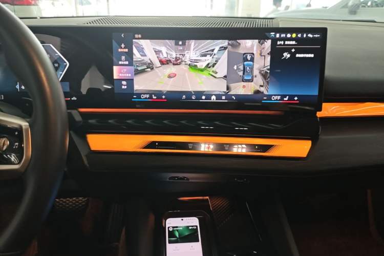 Used BMW 5 Series 2024 530Li Leading Luxury Package Audio And AC Panel