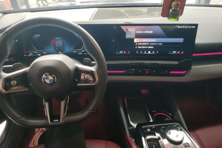 Used BMW 5 Series 2024 525Li M Sport Package Audio And AC Panel