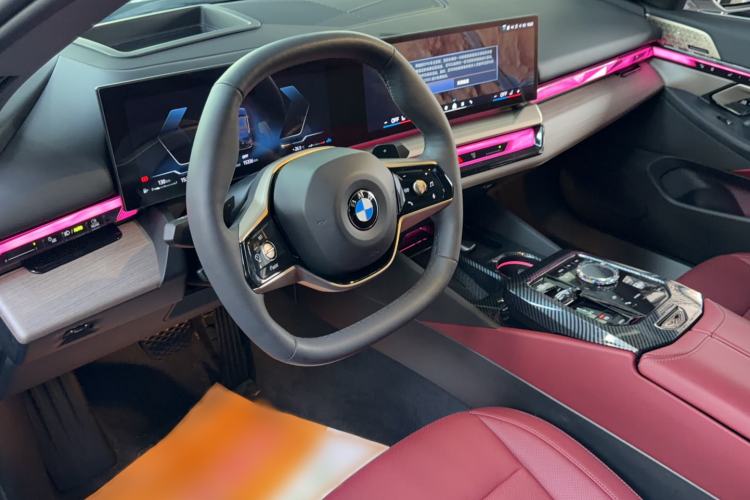 Used BMW 5 Series 2024 530Li Luxury Package Premium Edition Audio And AC Panel