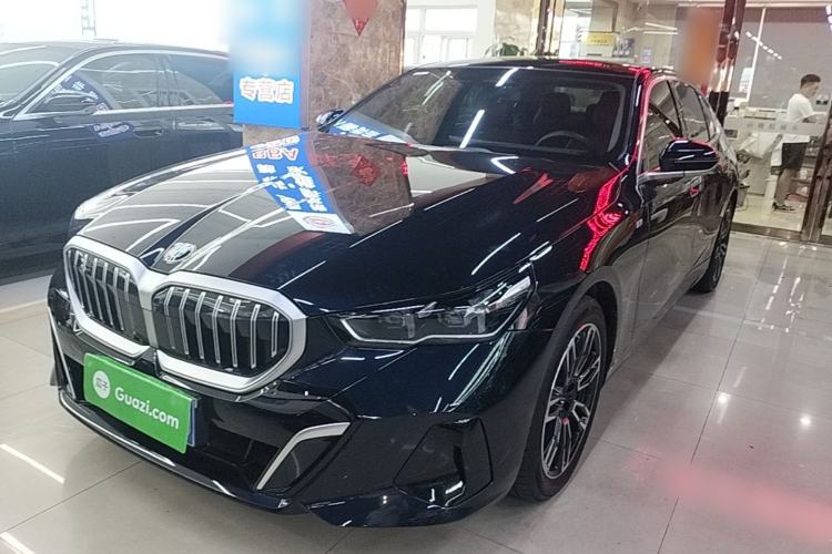 BMW 5 Series 2024 530Li Leading Model M Sport Package