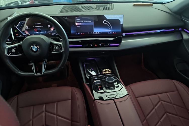 Used BMW 5 Series 2024 525Li M Sport Package Center Console