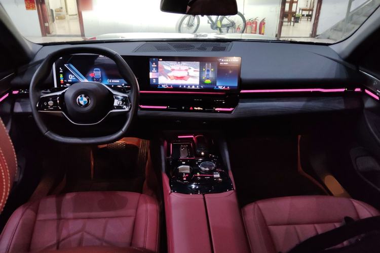 Used BMW 5 Series 2024 525Li Luxury Package Center Console