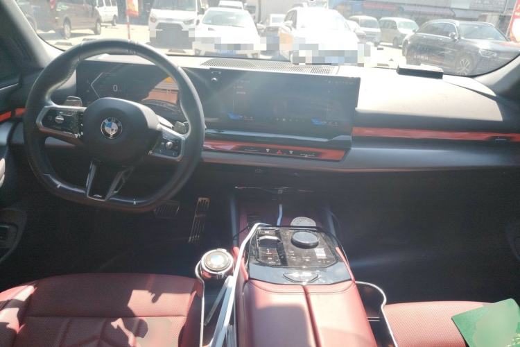 Used BMW 5 Series 2024 530Li Leading Model M Sport Package Center Console